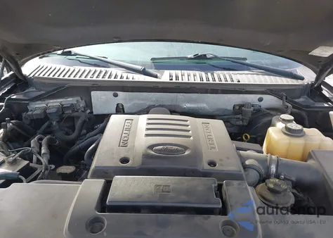 2007 Ford Expedition Xlt z USA, uszkodzony, nr VIN 1FMFU15537LA77670